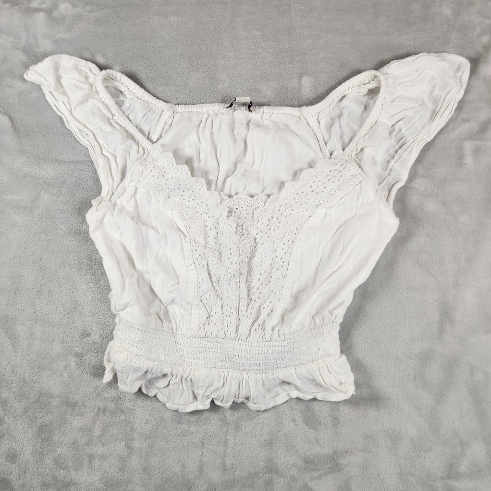 American Eagle White Ruffled Eyelet Flutter Sleeve Crop Top Coquette Cottagecore